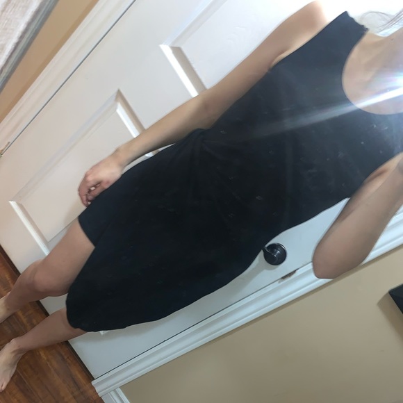 One Love Clothing - Picture 2 of 4